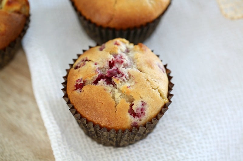 Raspberry White Chocolate Muffins
 Quick & Easy White Chocolate & Raspberry Muffins Bake