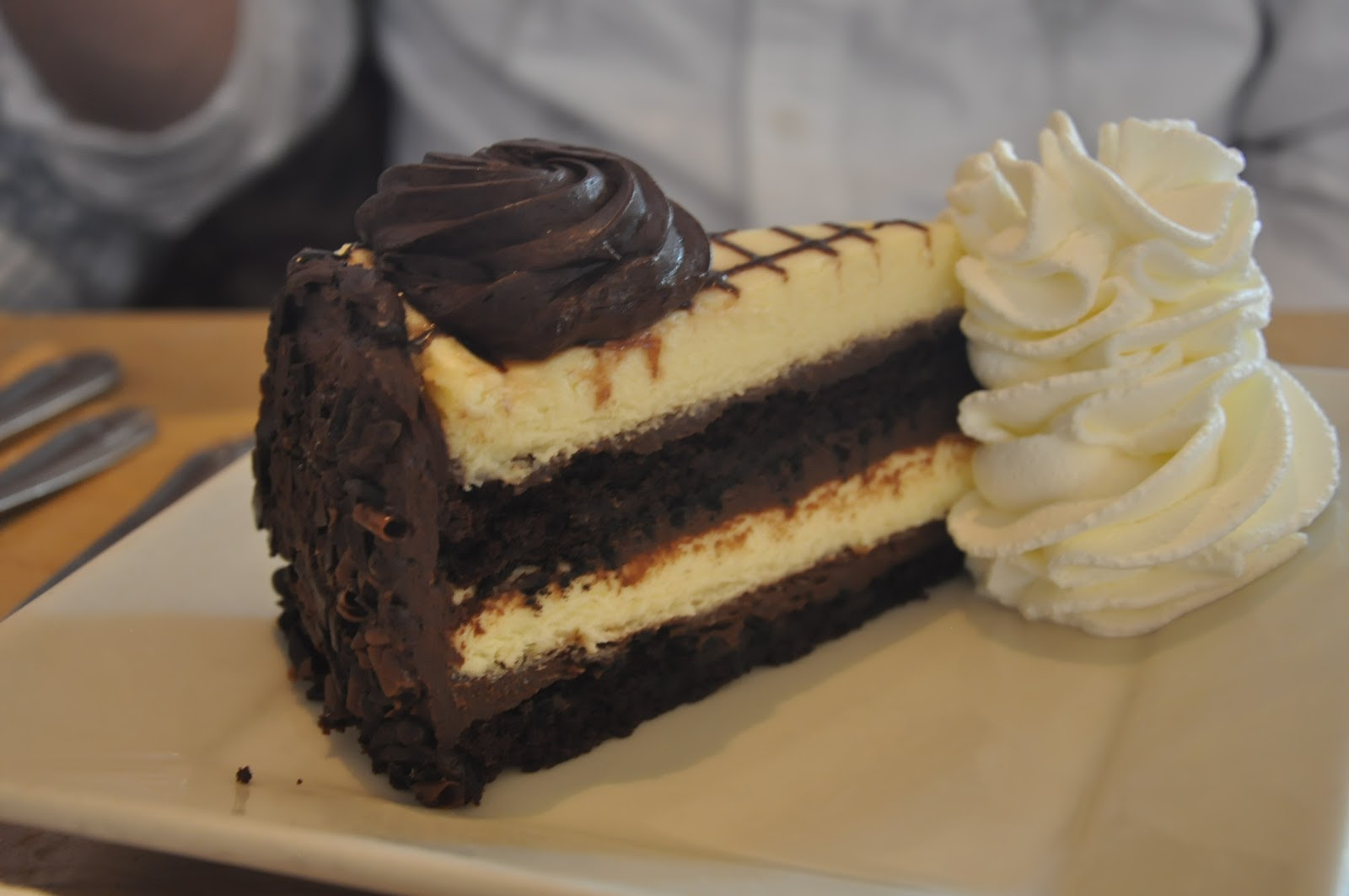 30Th Anniversary Chocolate Cake Cheesecake
 Food You Ought to Try Before You Die 30th Anniversary