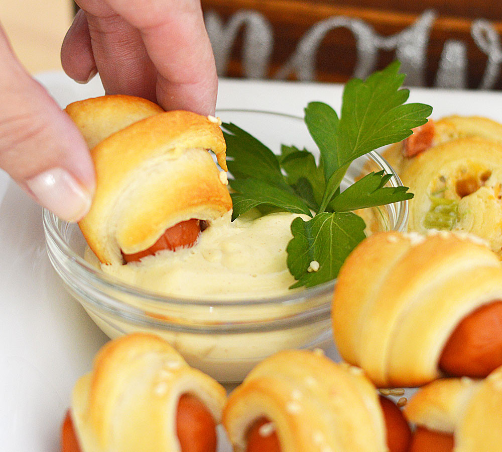 Appetizers With Crescent Rolls
 Immaculate Holiday Crescent Roll Appetizers TheVegLife