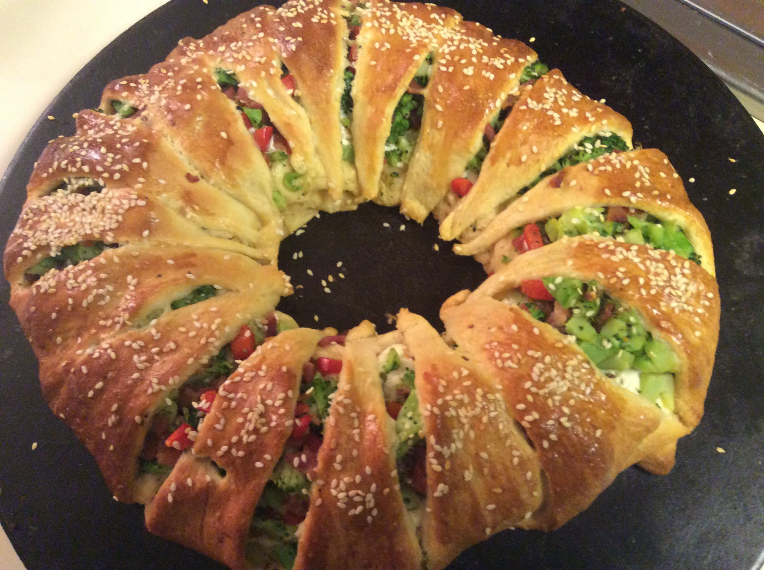 Appetizers With Crescent Rolls
 Crescent Roll Christmas Wreath Appetizer