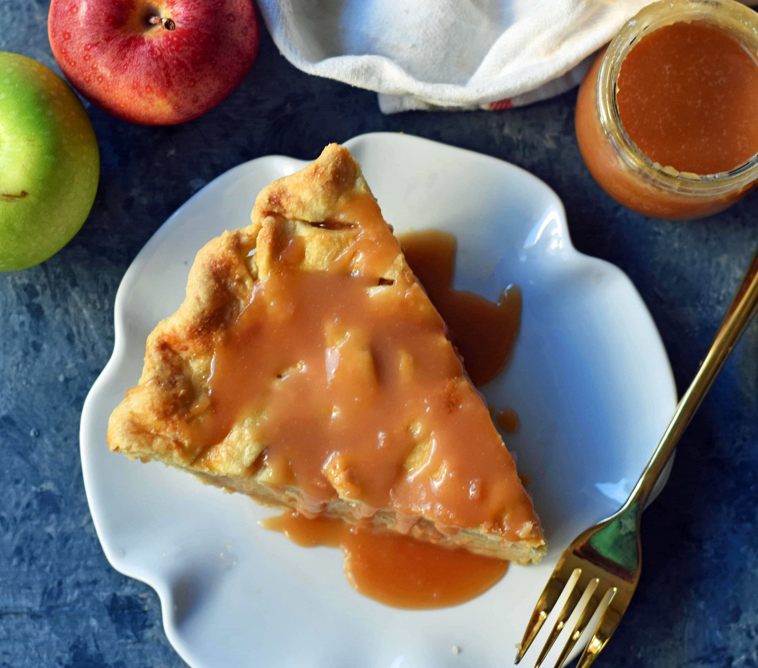 Apple Pie Caramel Apple
 Caramel Apple Pie – Modern Honey