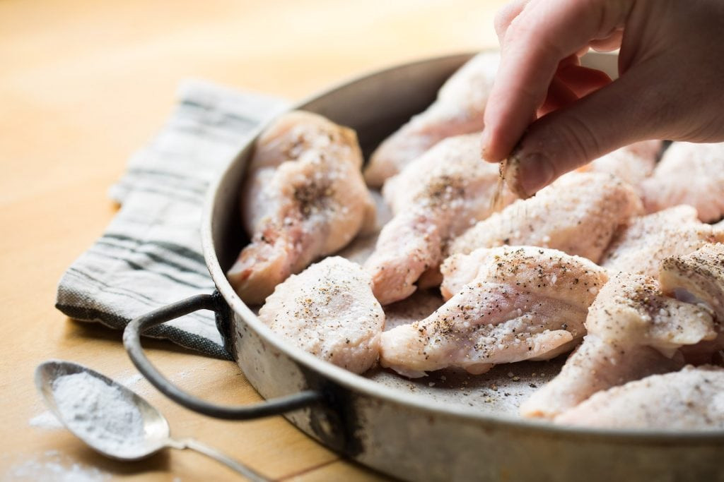 Baking Soda Chicken Wings
 Here are 6 hacks that can take your chicken wings to the