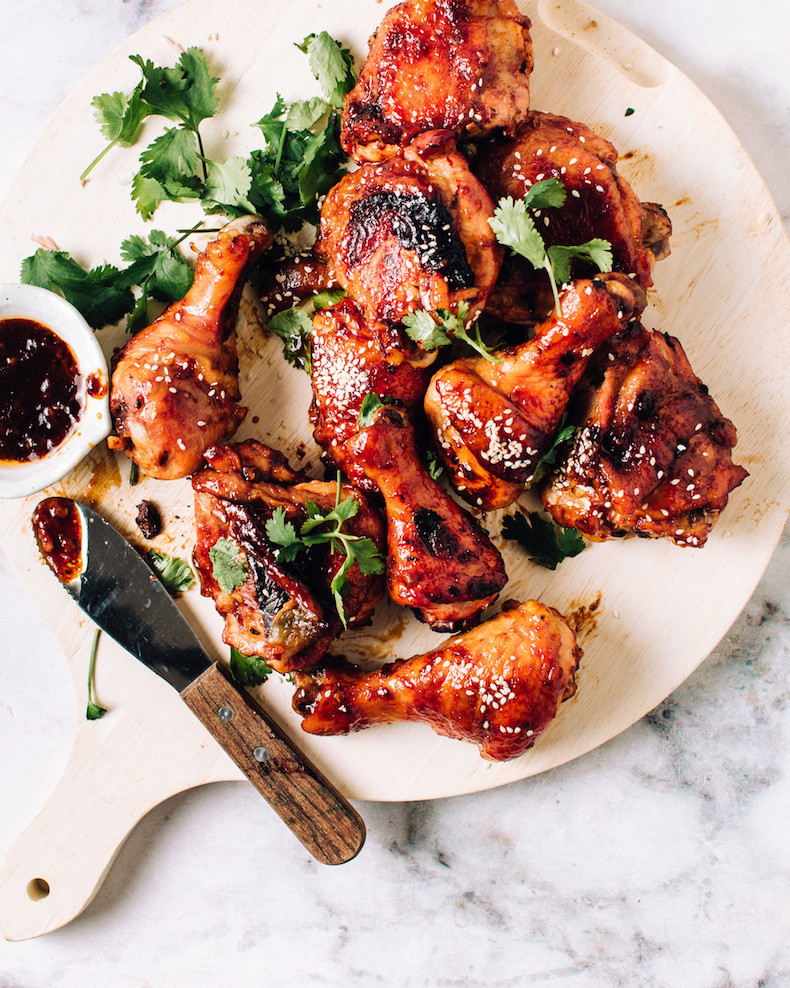 Bbq Chicken Thighs In Oven
 Easy Oven Baked Honey BBQ Chicken Drumsticks & Thighs
