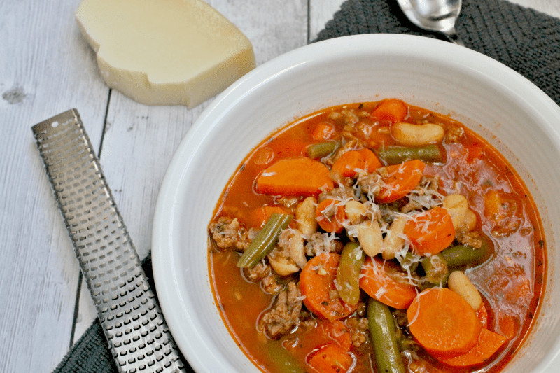 Beef Vegetable Soup Instant Pot
 How to Make Italian Ve able Beef Soup in the Instant Pot