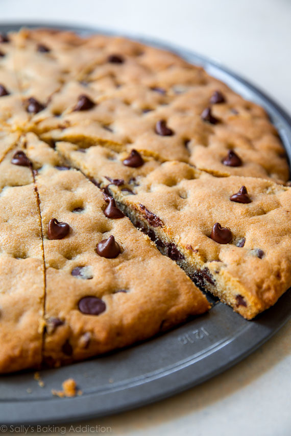 Biggest Chocolate Chip Cookies
 Giant Choc Chip Cookie