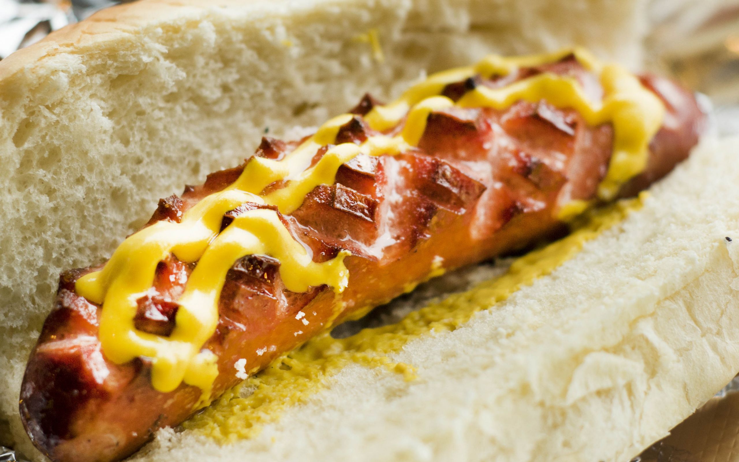 Billy'S Gourmet Hot Dogs
 Chargrilled gourmet hot dog purveyor Doggy Style opens