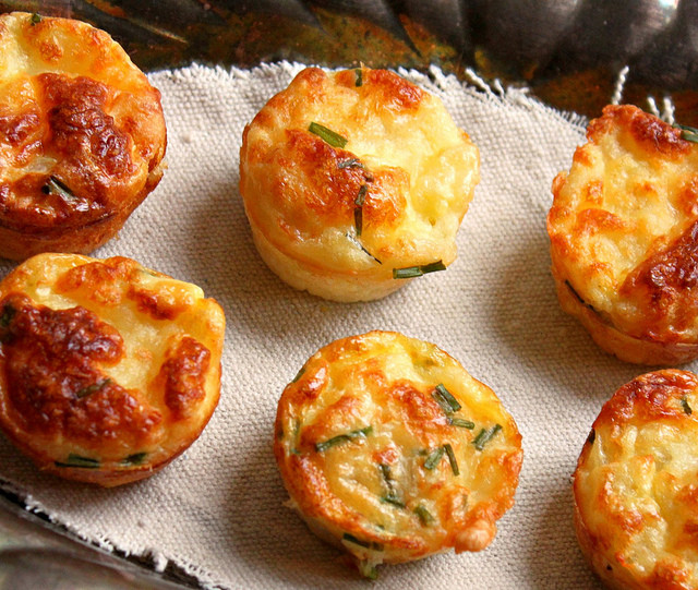 Bisquick Breakfast Quiche
 Riches to Rags by Dori Mini Bisquick Quiches with Bacon