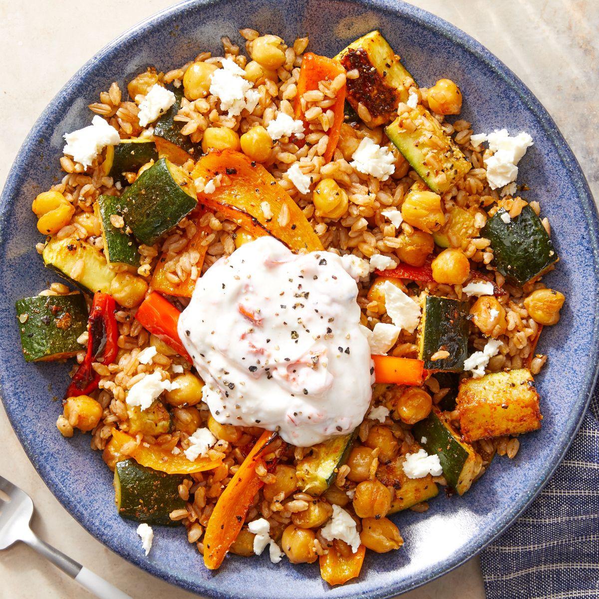 Blue Apron Vegetarian Recipes
 Chickpea Ve able & Farro Bowl with Feta Cheese