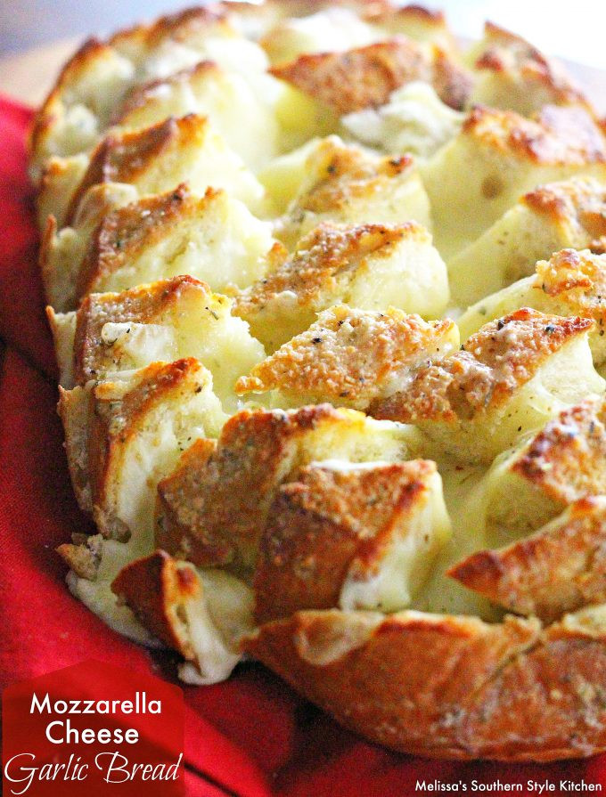 Bread Cheese Recipes
 Mozzarella Cheese Garlic Bread