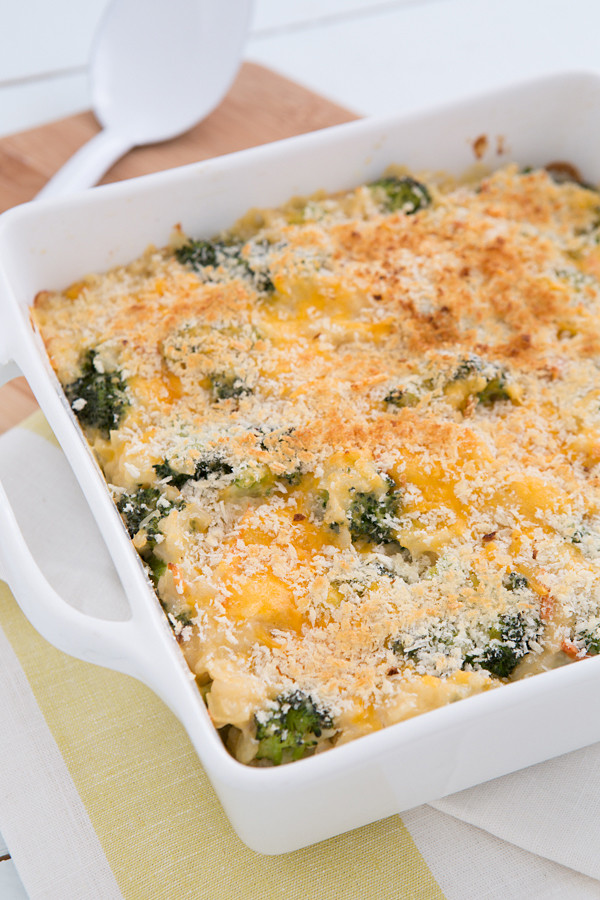 Brown Rice Casserole
 Broccoli Cheddar Brown Rice Casserole Recipe from Oh My