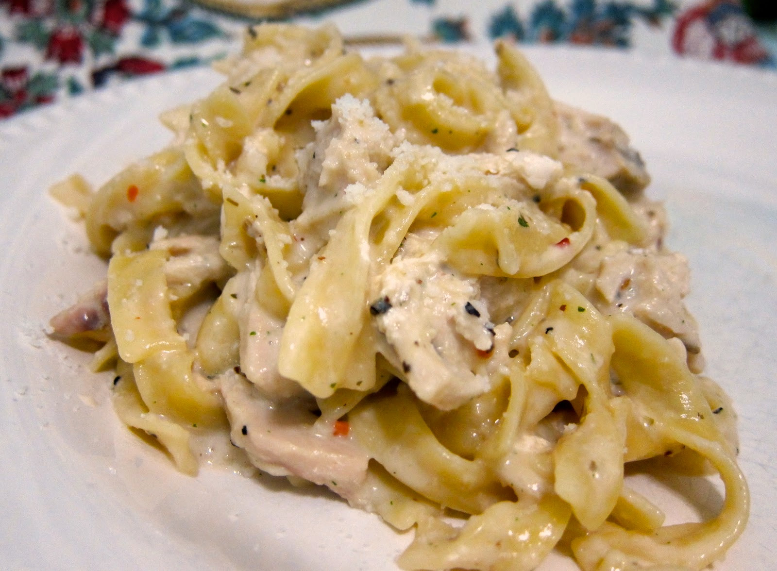 Chicken And Egg Noodles
 Creamy Chicken & Noodles