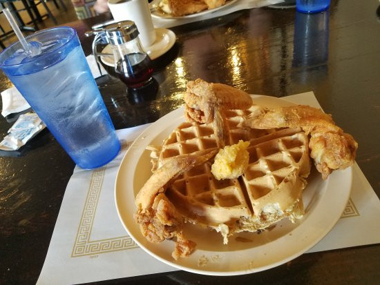 Chicken And Waffles Indianapolis
 Maxine s Chicken & Waffles Indianapolis Downtown