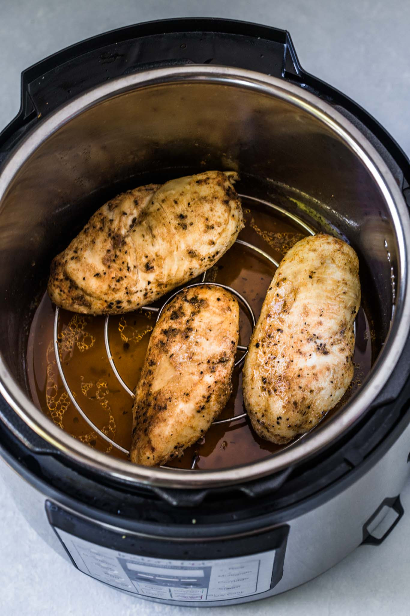 Chicken Breasts In Instant Pot
 Instant Pot Chicken Breasts Gravy