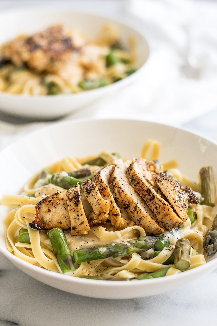 Chicken Dinner Recipe For Two
 Creamy Chicken and Asparagus Pasta Dinner for Two Baking
