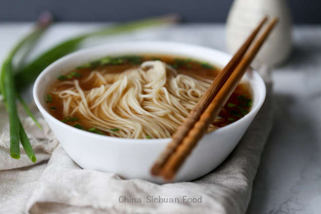 Chinese Thin Noodles
 Yang Chun Noodles—Easy Soy Sauce Noodles