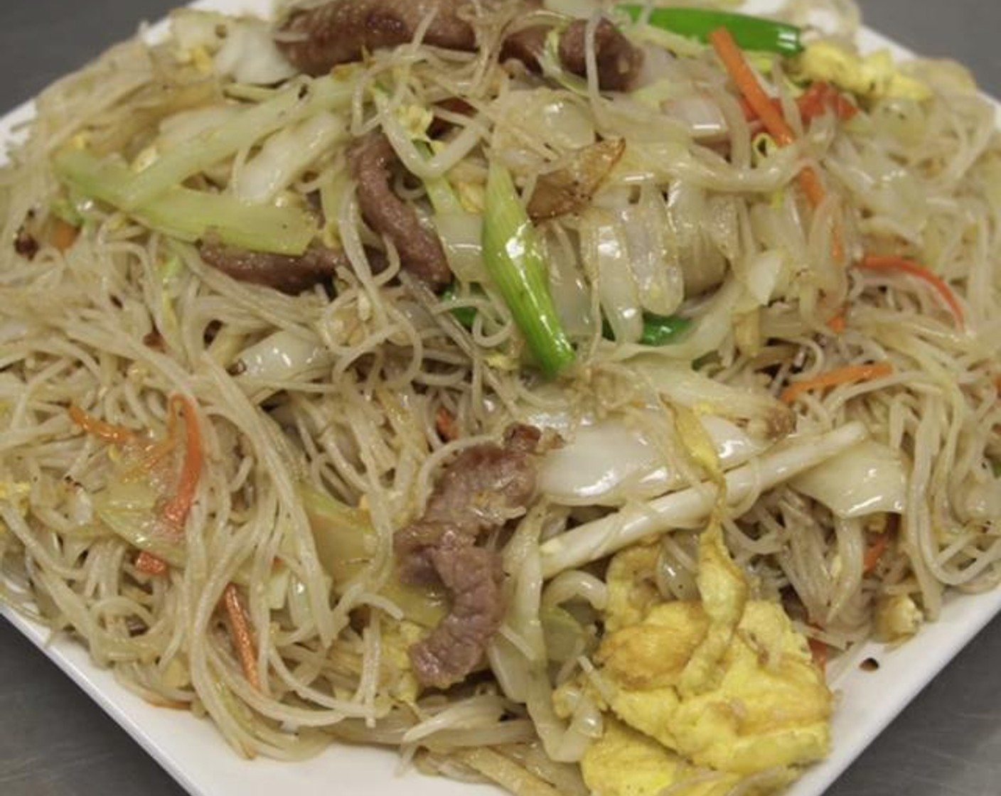 Chinese Thin Noodles
 Pork Mei Fun Rice Noodles