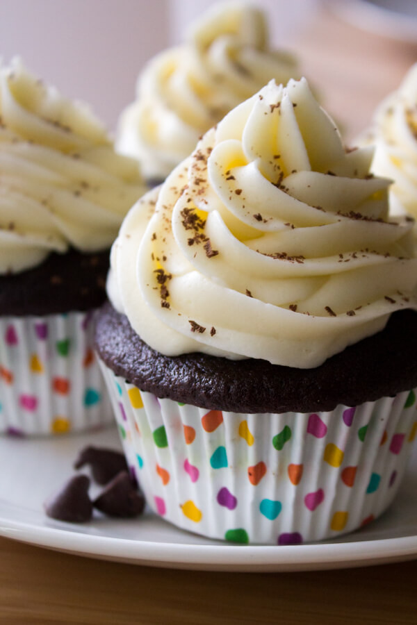 Chocolate Cupcakes With Cream Cheese Frosting
 Chocolate Cupcakes with Cream Cheese Frosting