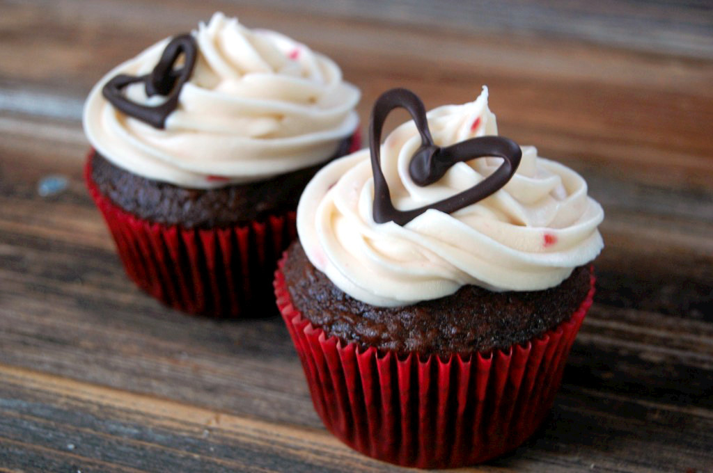 Chocolate Cupcakes With Cream Cheese Frosting
 How To Small Batch Cream Cheese Frosting Chocolate