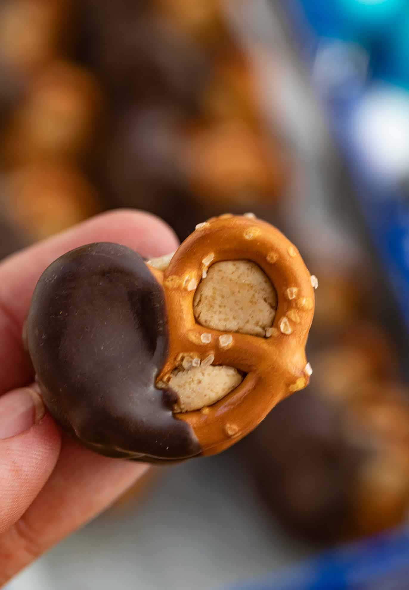 Top 23 Chocolate Dipped Peanut Butter Pretzels Best Recipes Ideas And Collections