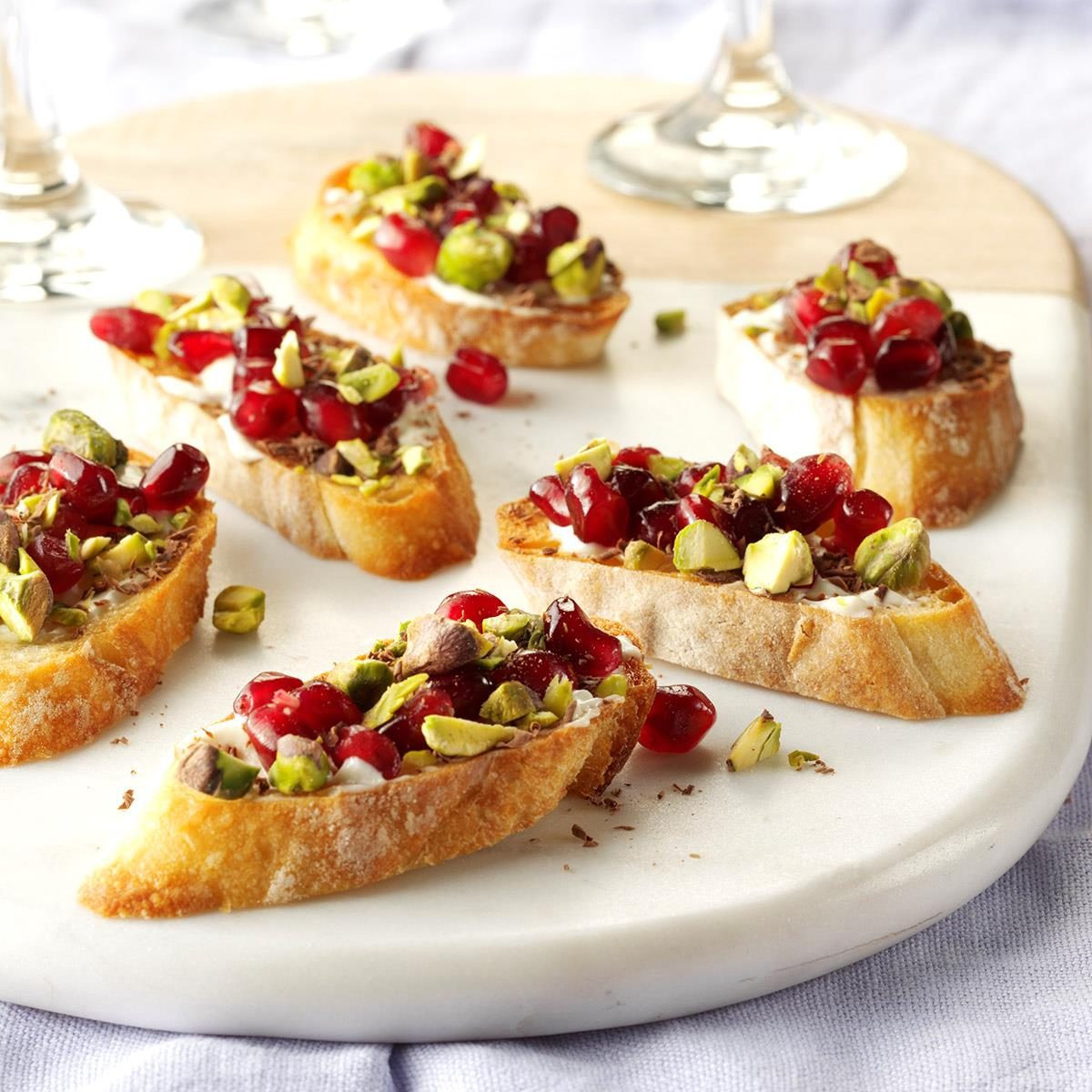 Christmas Appetizers Easy
 40 Easy Christmas Appetizer Ideas Perfect for a Holiday