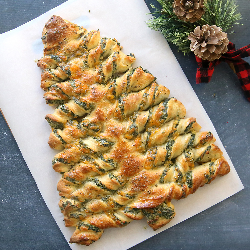 Christmas Appetizers On Pinterest
 Pinterest Win Christmas Tree Spinach Dip Breadsticks