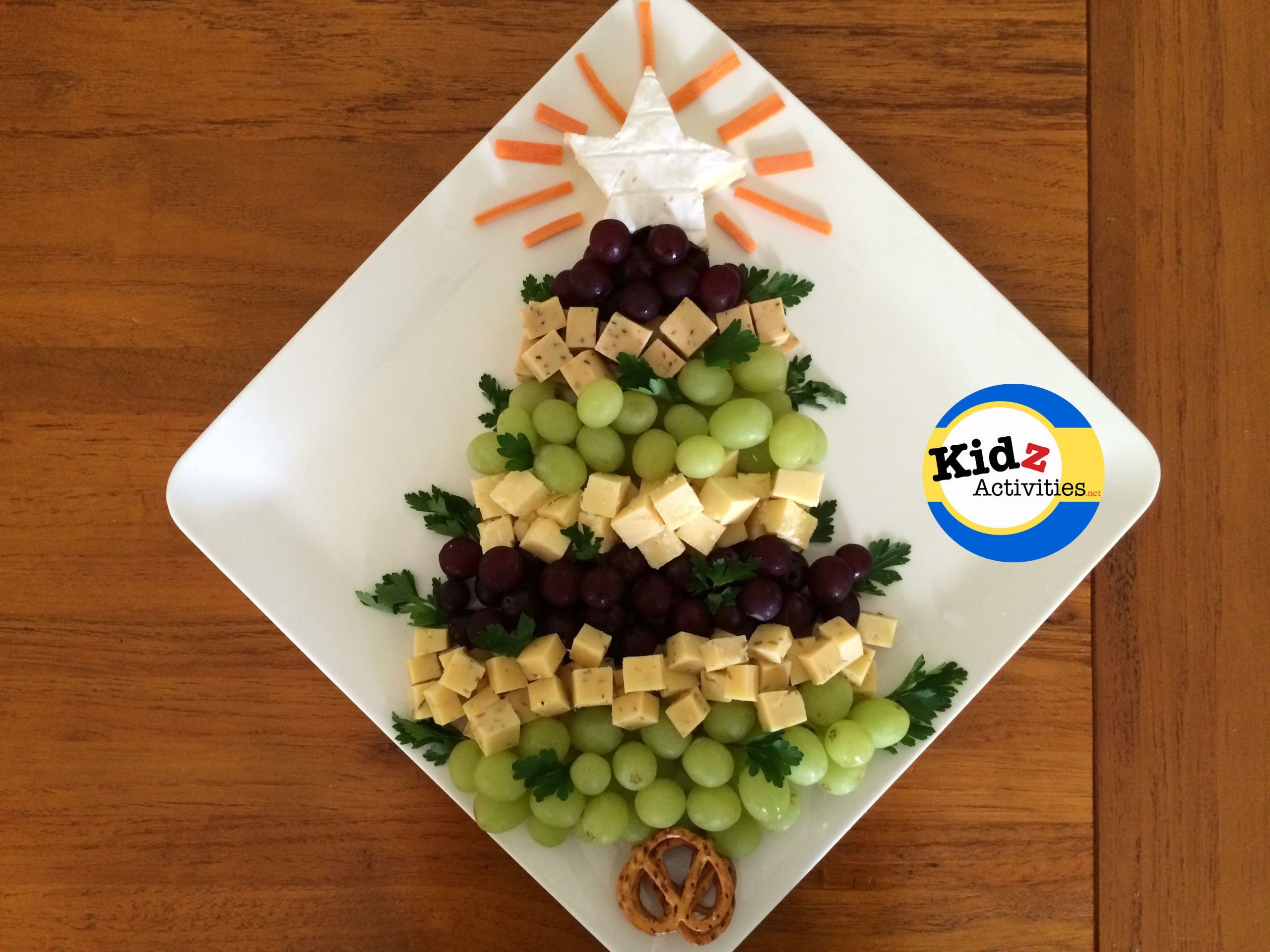 Christmas Themed Appetizers
 Christmas Tree Appetizer Kidz Activities