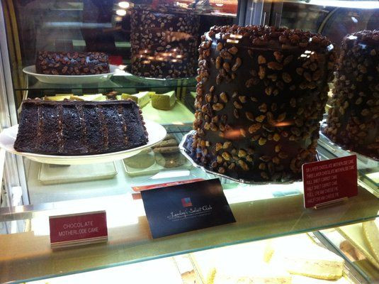 Claim Jumper Desserts
 Claim Jumper s Chocolate Motherlode Cake