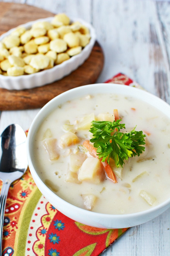 Clam Chowder Recipe Slow Cooker
 Slow Cooker Clam Chowder Recipe The Rebel Chick