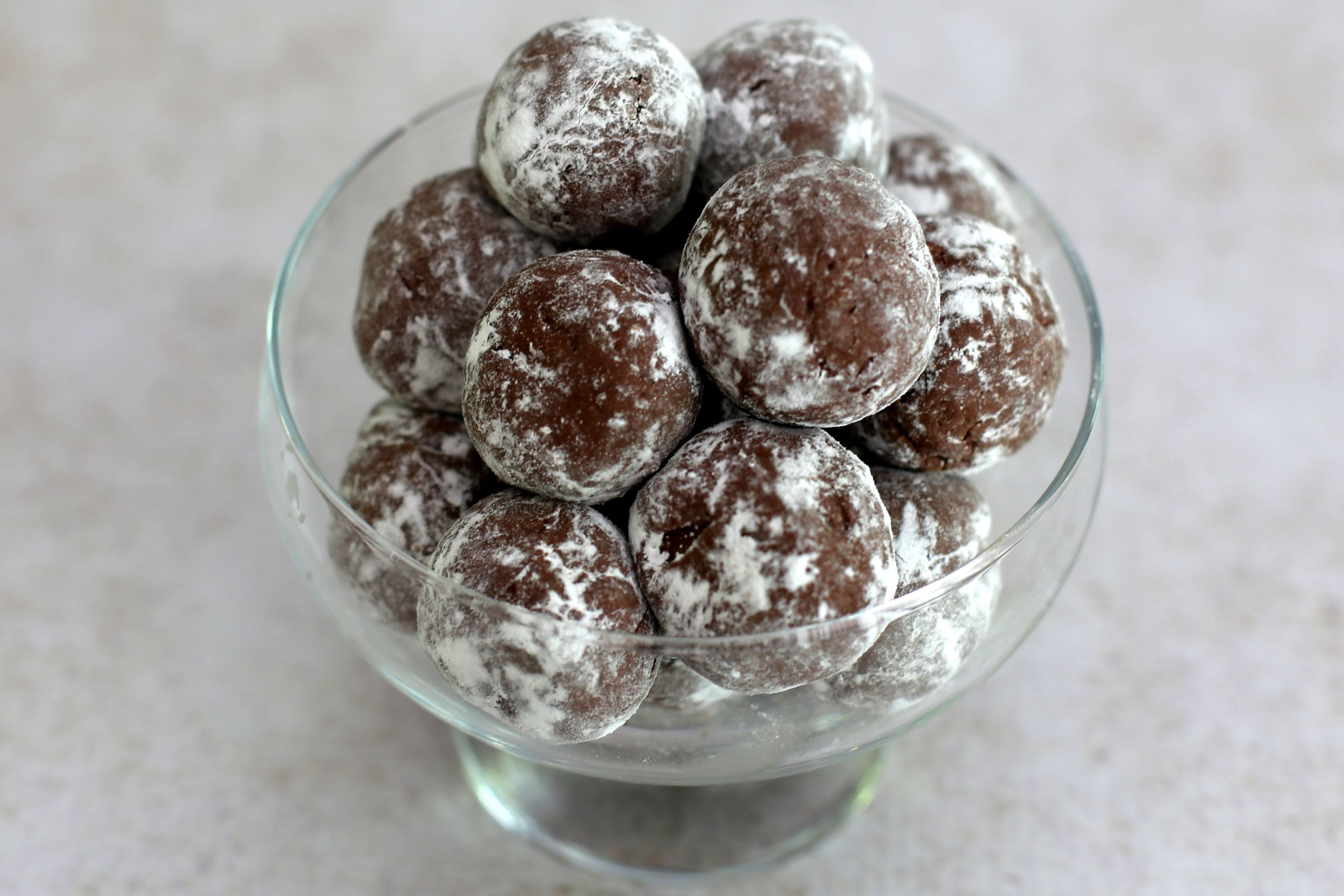 Coconut Candy Recipes
 Easy No Bake Chocolate Coconut Balls Recipe
