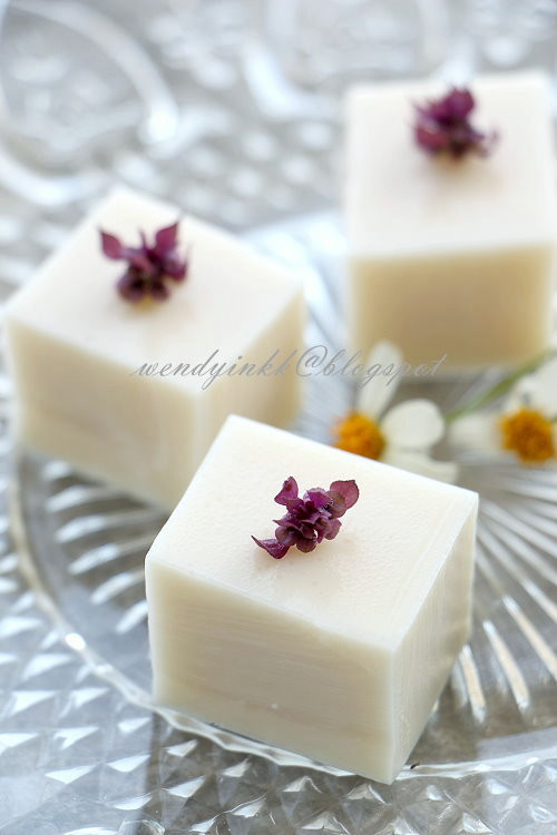 Coconut Milk Desserts
 Table for 2 or more Hong Kong Style Coconut Pudding