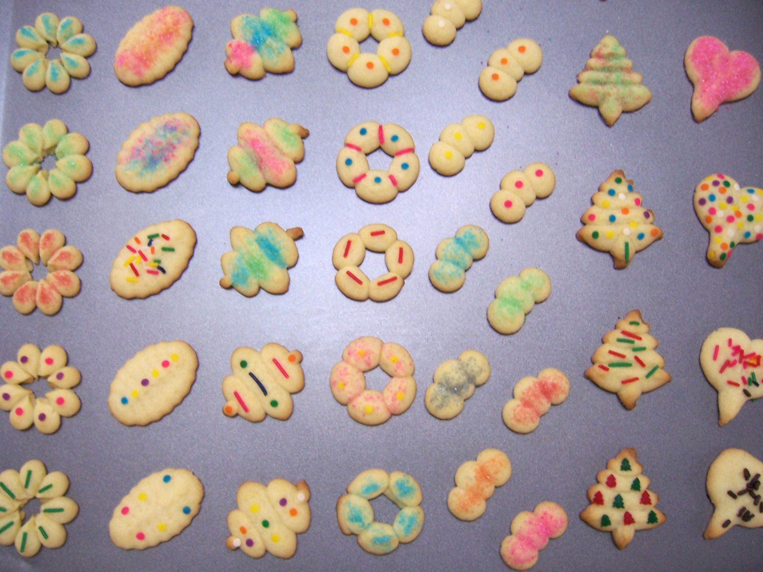 Colored Sugar Cookies
 3 Ways to Add Colored Sugar to Sugar Cookies wikiHow