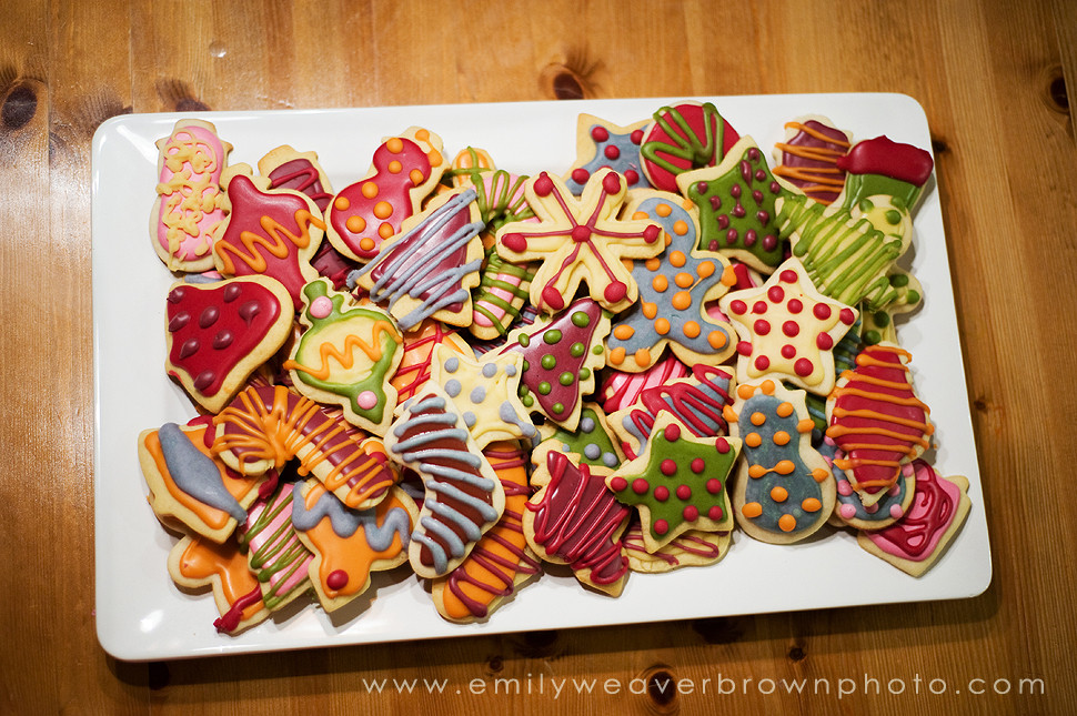 Colored Sugar Cookies
 sugar cookies and homemade natural food coloring – Emily