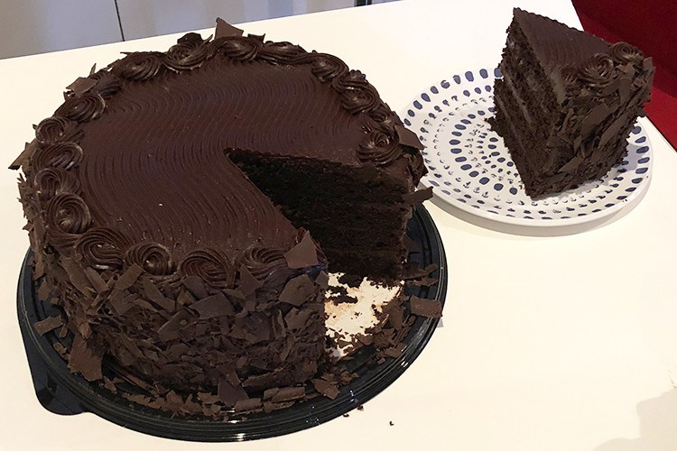 Costco Chocolate Cake
 Costco’s All American Chocolate Cake Is a Bargain and
