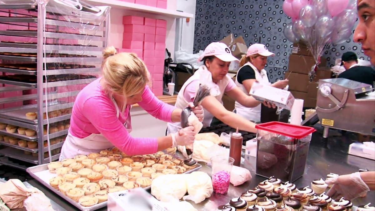 D.C Cupcakes Full Episodes
 Takes New York