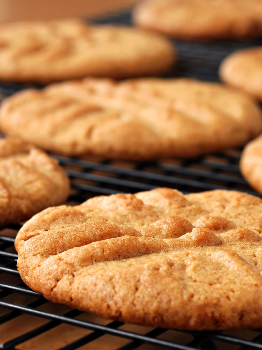 Dairy Free Peanut Butter Cookies
 1 2 3 Ingre nt Peanut Butter Cookies with Vegan Option