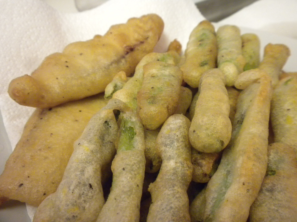 Deep Fried Asparagus
 deep fried asparagus no batter