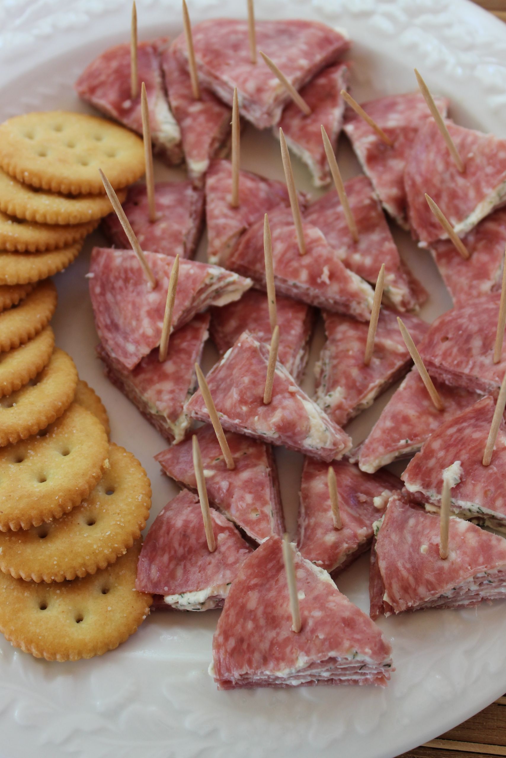 Easy Appetizers With Cream Cheese
 Cream Cheese & Dill Salami Stack up Minis