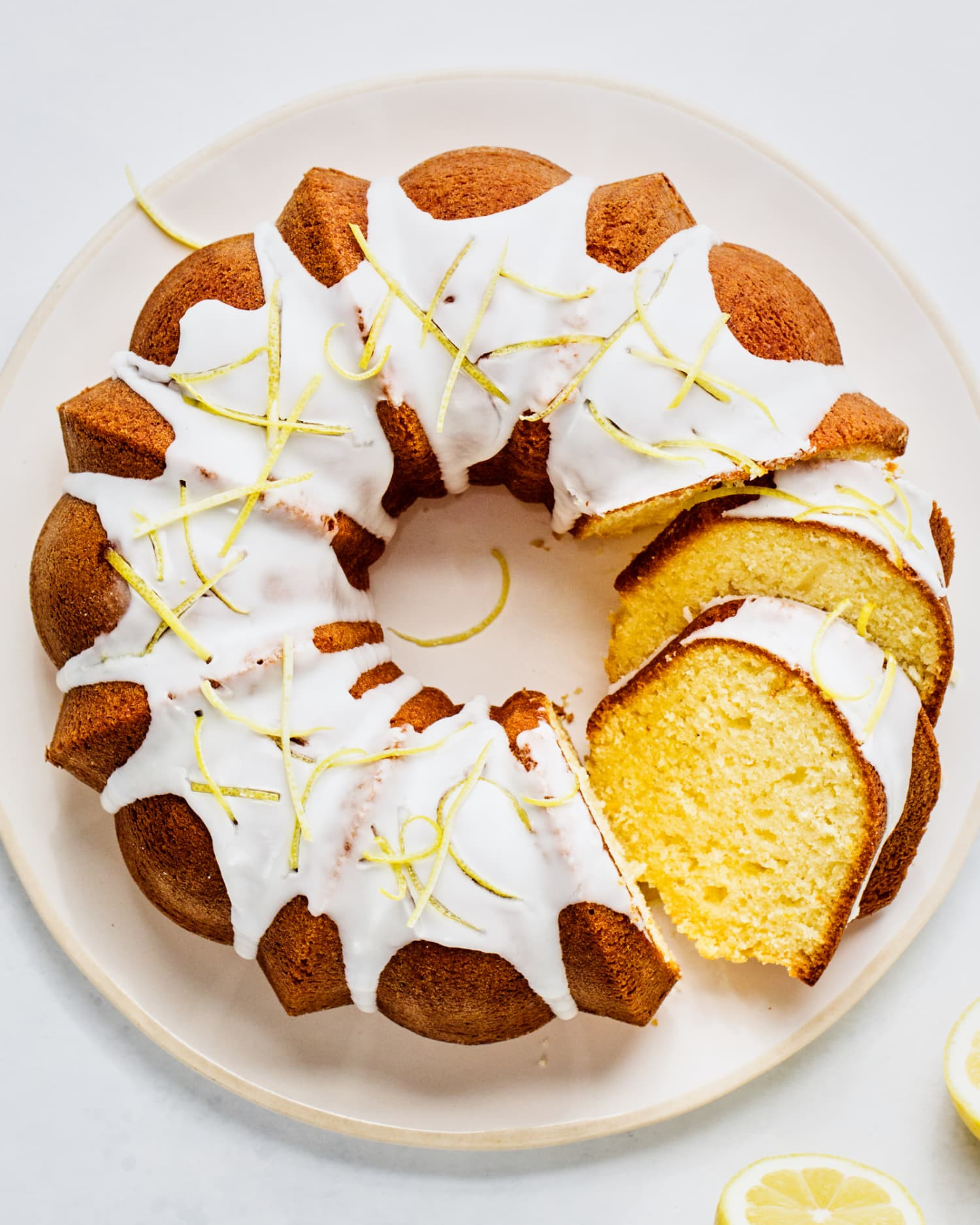 Easy Bundt Cake Recipes
 Easy Lemon Bundt Cake with Fresh Lemon Glaze