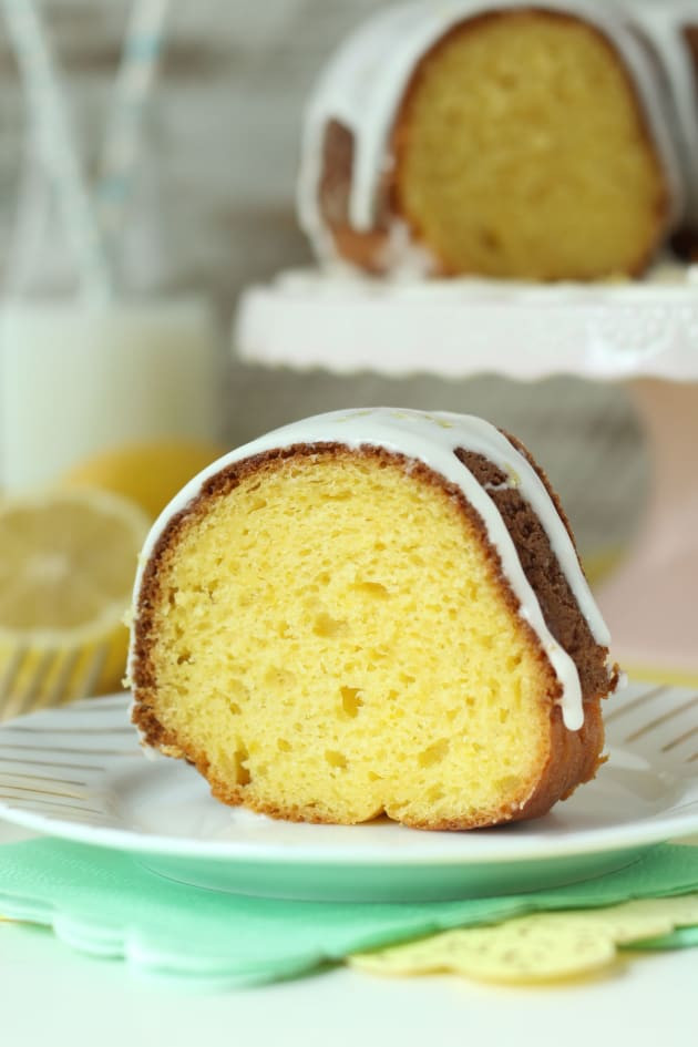 Easy Bundt Cake Recipes
 Easy Lemon Bundt Cake Food Fanatic
