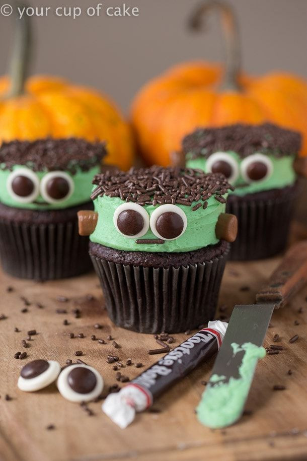 Easy Halloween Cupcakes For School
 20 Easy Halloween Cupcake Decorating Ideas For Kids And