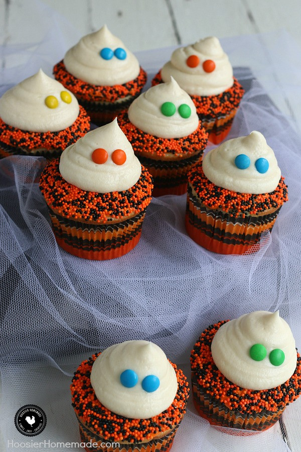 Easy Halloween Cupcakes For School
 Easy Ghost Cupcakes Hoosier Homemade