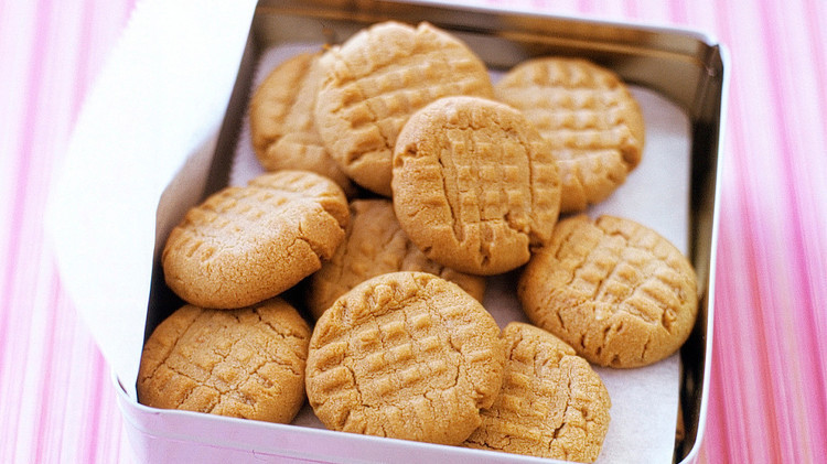 Easy Soft Peanut Butter Cookies
 Easy Peanut Butter Cookies Recipe & Video