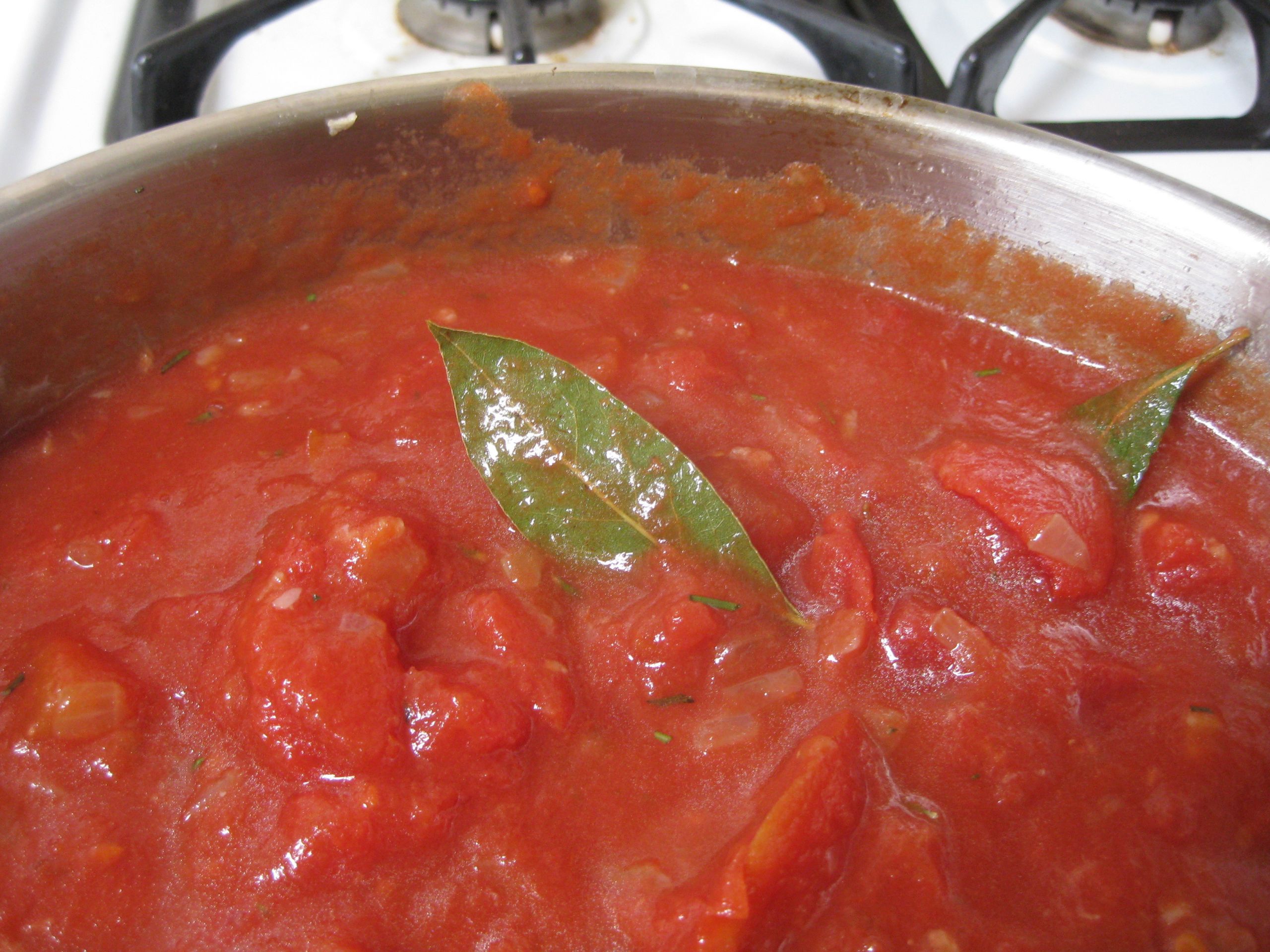 Easy Tomato Sauce Recipe
 Easy Homemade Tomato Sauce