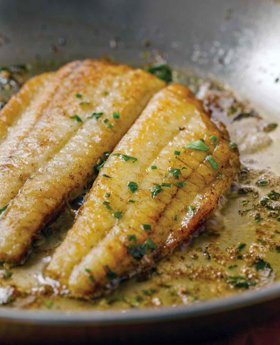 Fluke Fish Recipes
 Flounder with Lemon Butter Sauce Recipe