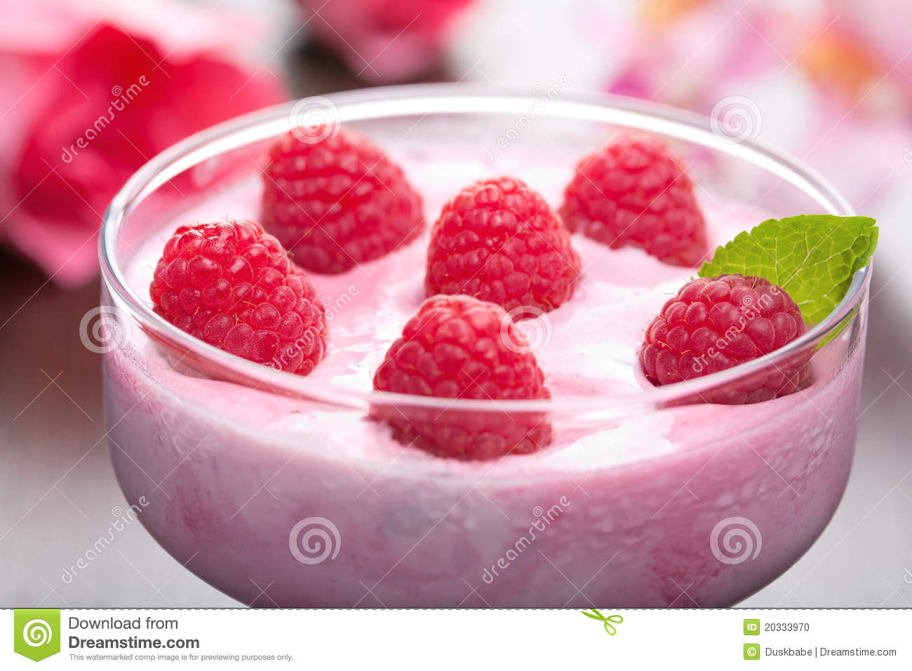 Fresh Raspberry Dessert
 Dessert With Fresh Raspberries Stock Image