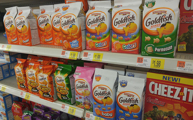 Goldfish Crackers Flavours
 Shopping At Walmart For Some Back To School Lunch
