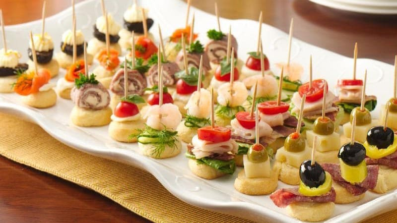 Great Christmas Appetizers
 4 Ingre nt Holiday Appetizers from Pillsbury