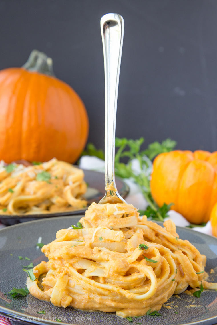 Halloween Dinner Recipes With Pictures
 Halloween Dinner Ideas Your Kids Are Going to Howl Over