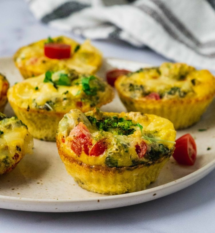 Healthy Breakfast Muffin Recipes
 Healthy Breakfast Egg Muffins Shuangy s Kitchensink