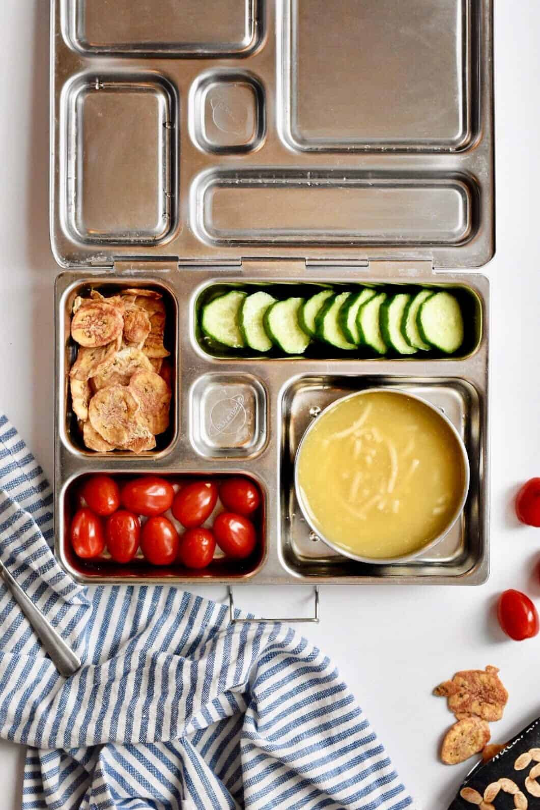 Healthy Kid Lunches
 3 Healthy Kid Lunch Box Ideas